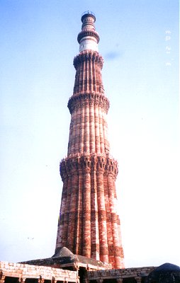 古特伯高塔(Qutab Minar)