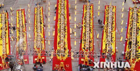 组图：重庆火锅节100多万人参与活动