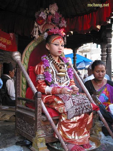 尼泊尔小女神“库玛丽