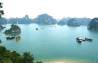 图片：越南下龙湾-海上桂林
