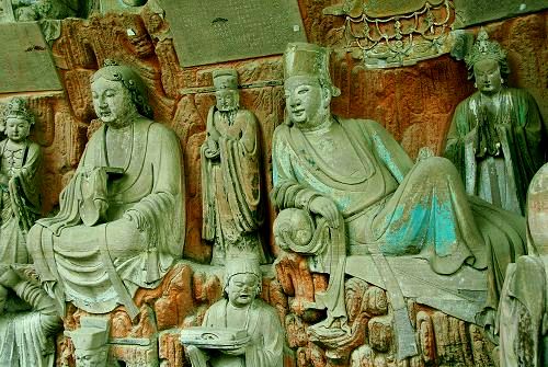 安岳石刻：毗卢洞石刻造像