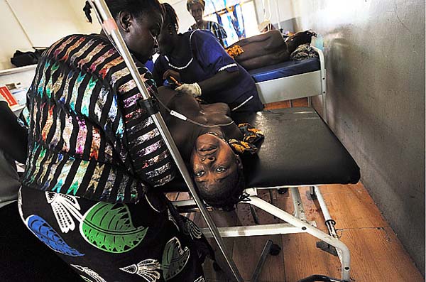 图片：塞拉利昂的产妇死亡率极高